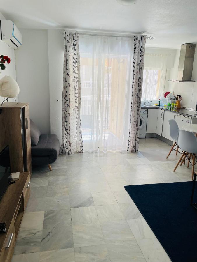 Studio Apartment Vicente Blasco Ibanez, 127 Torrevieja Exterior photo